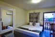 G Eleven Hotel image 14